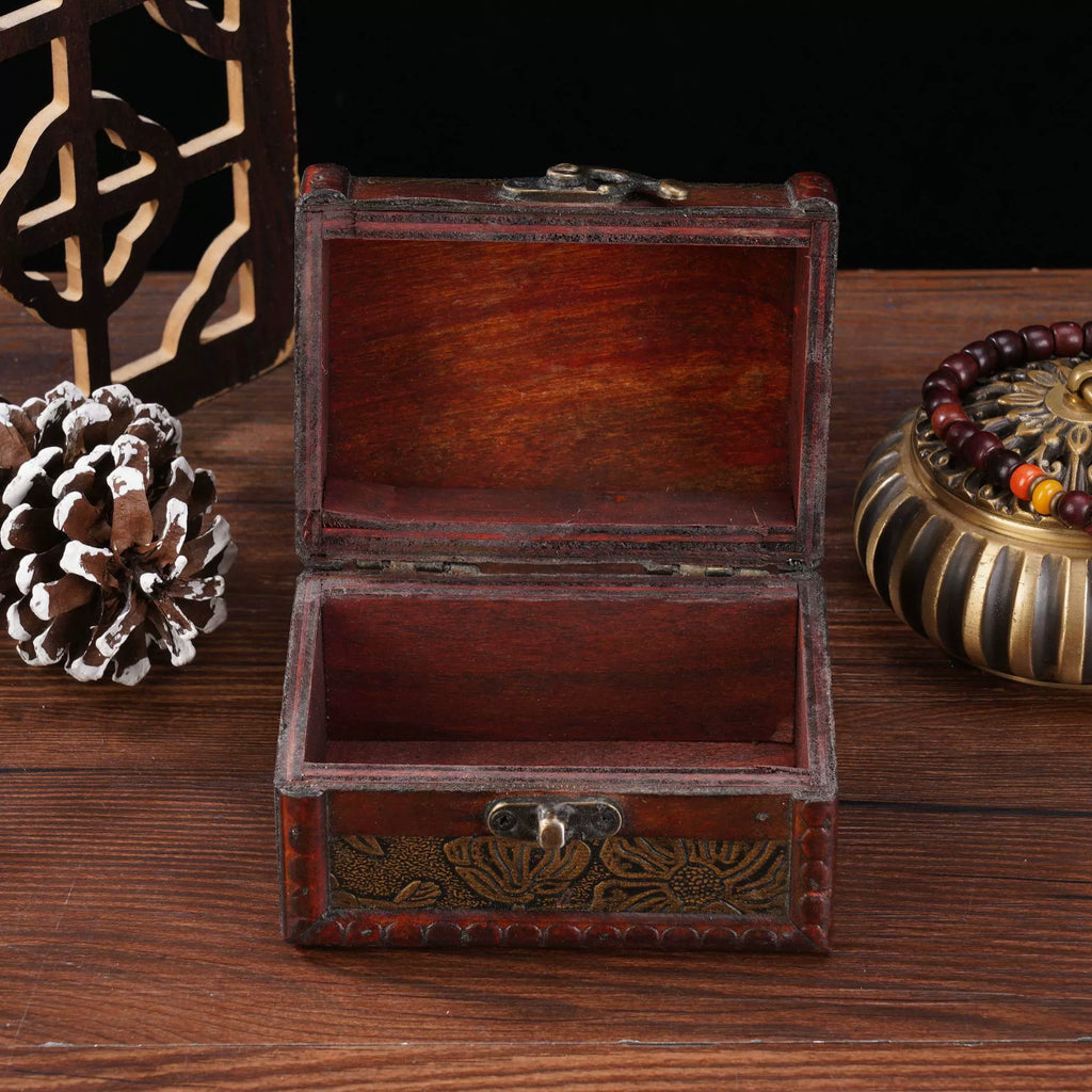 Vintage Wooden Jewelry Box – A Timeless Keepsake for Your Precious Memories